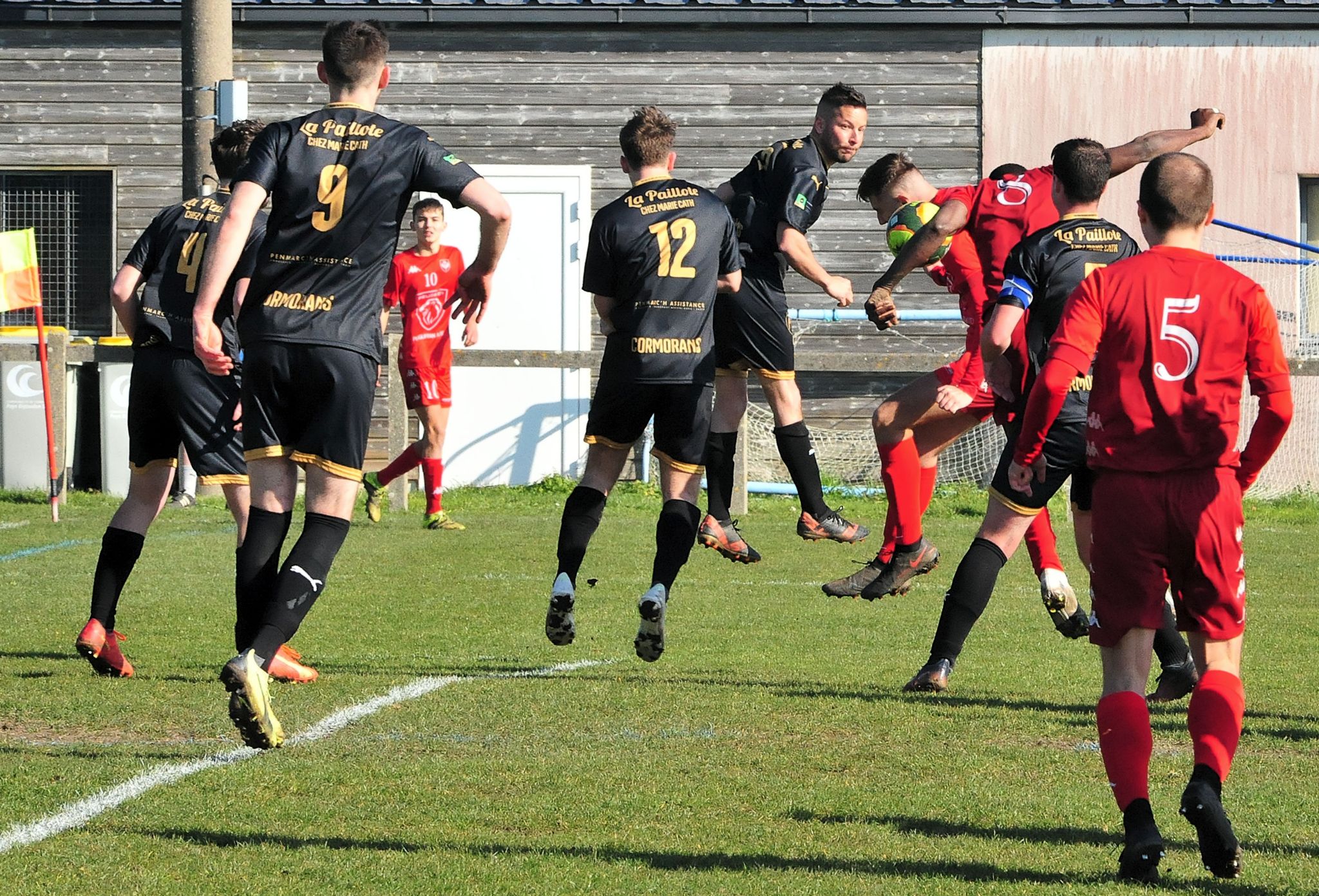 Jeff PLOUZENNEC en phase de décollage vertical