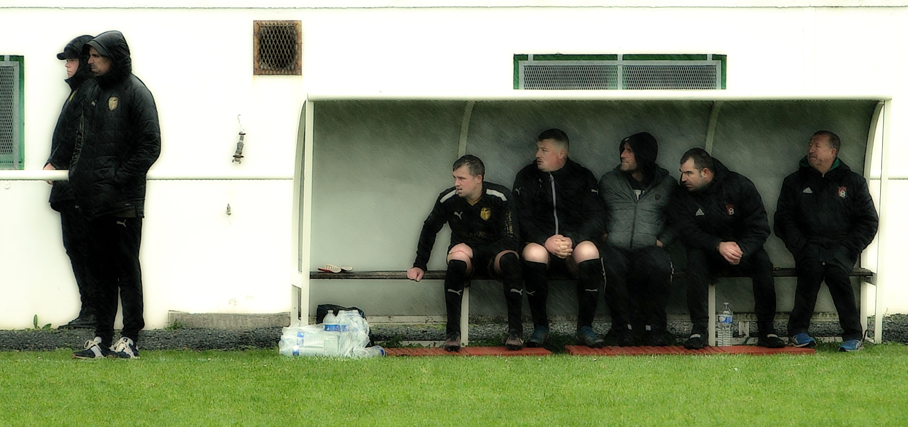 Et pendant ce temps certains font banquette