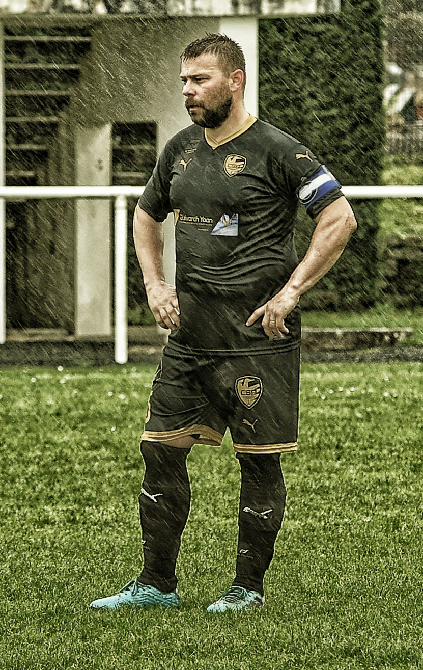 Capitaine Mick ODANT mène la barque