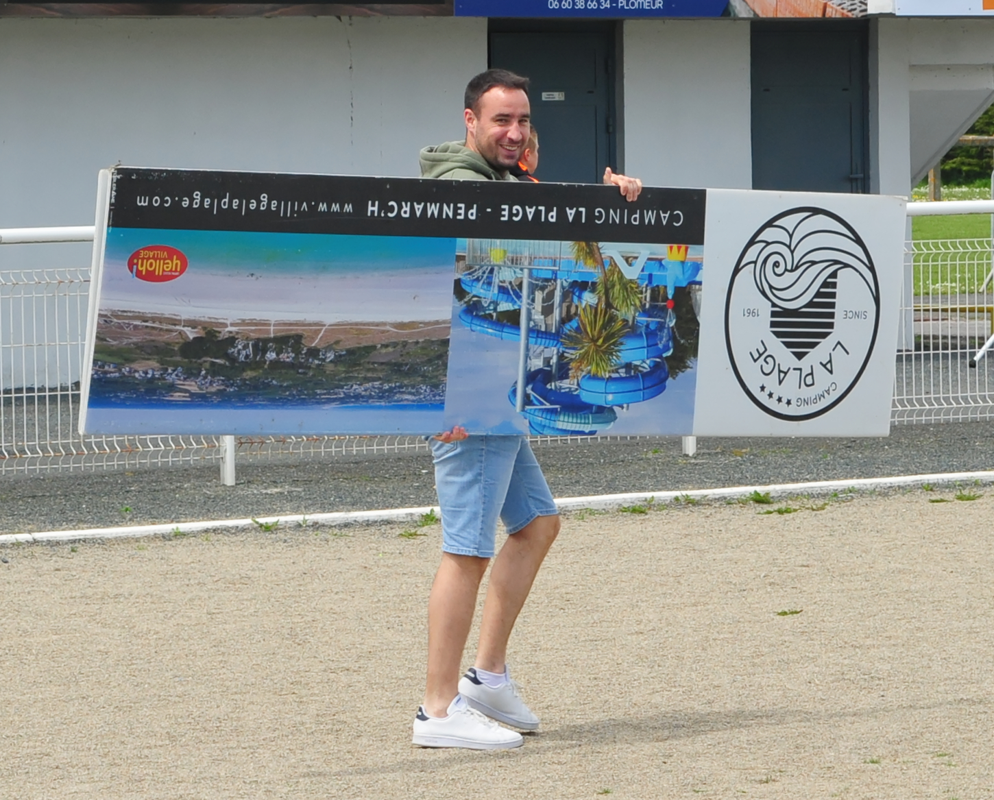 Ne pas tomber dans le panneau ....