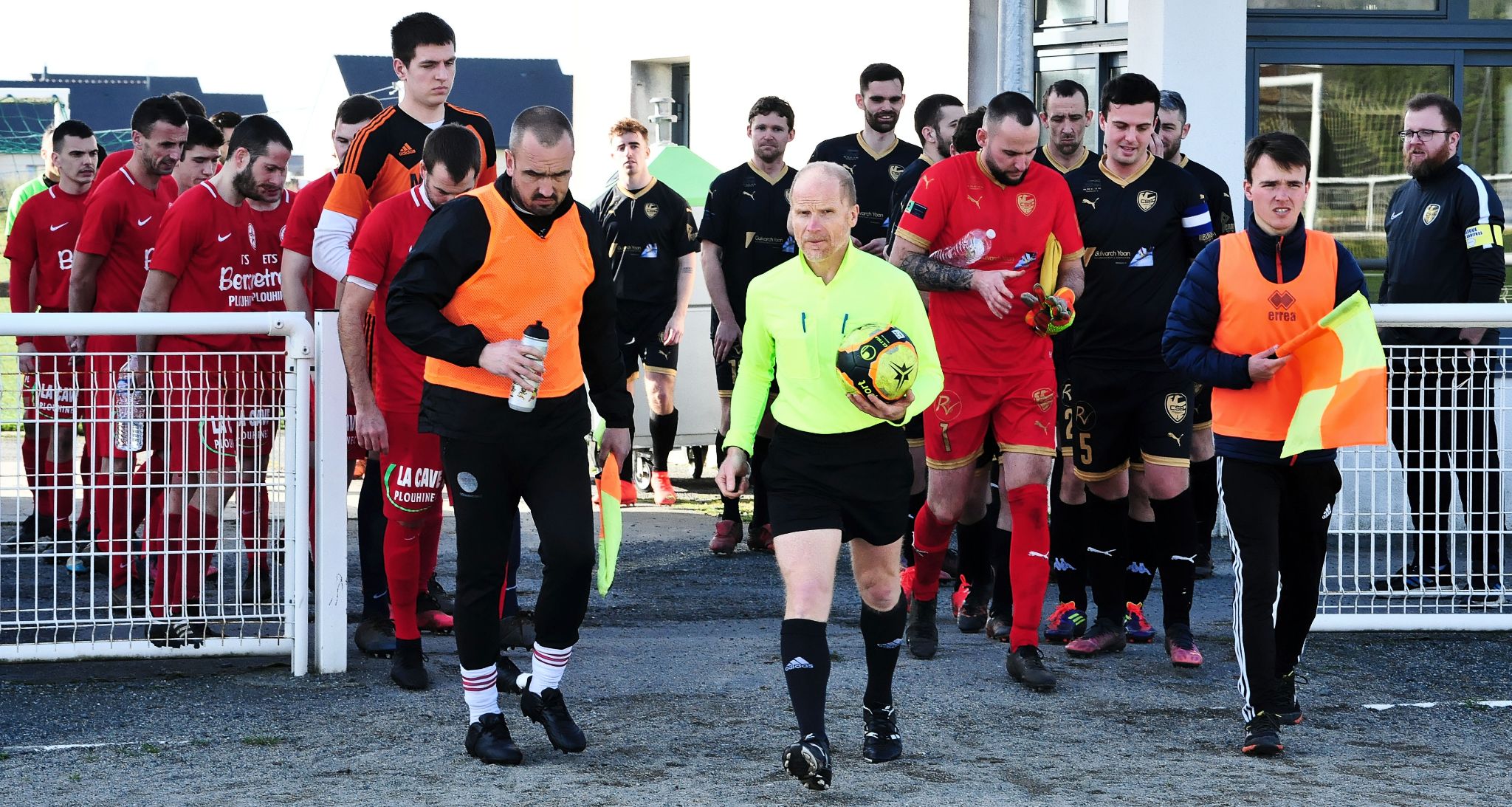 Entrée des équipes