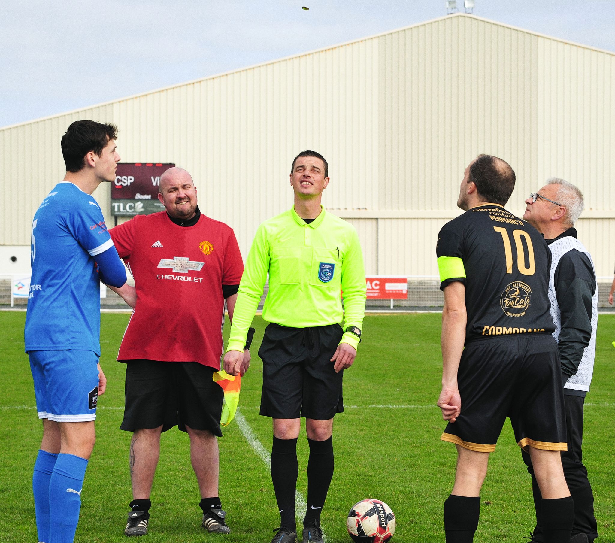 ne jamais jeter l'argent en l'air...